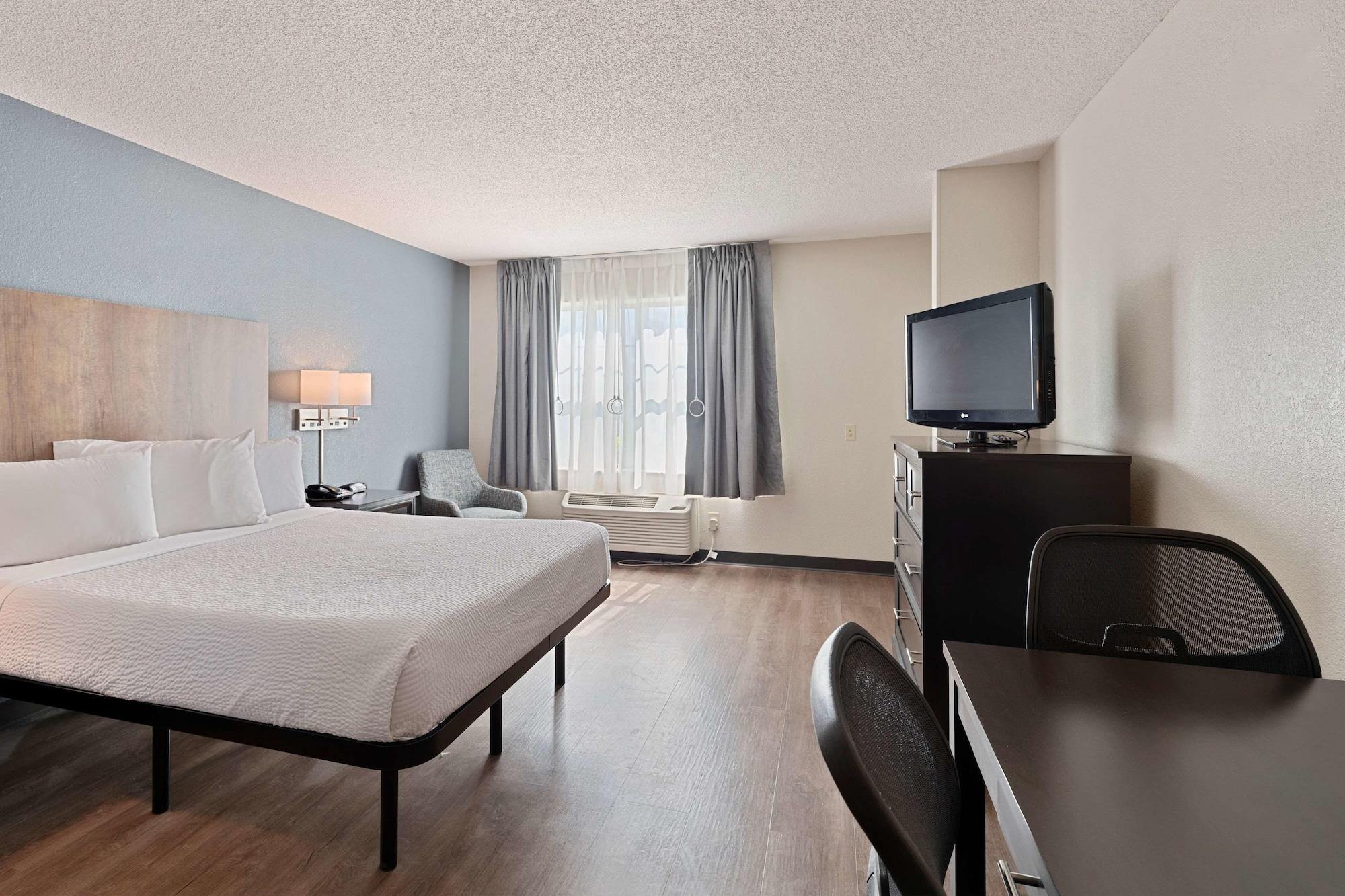 Extended Stay America Select Suites - Charlotte - Tyvola Rd מראה חיצוני תמונה