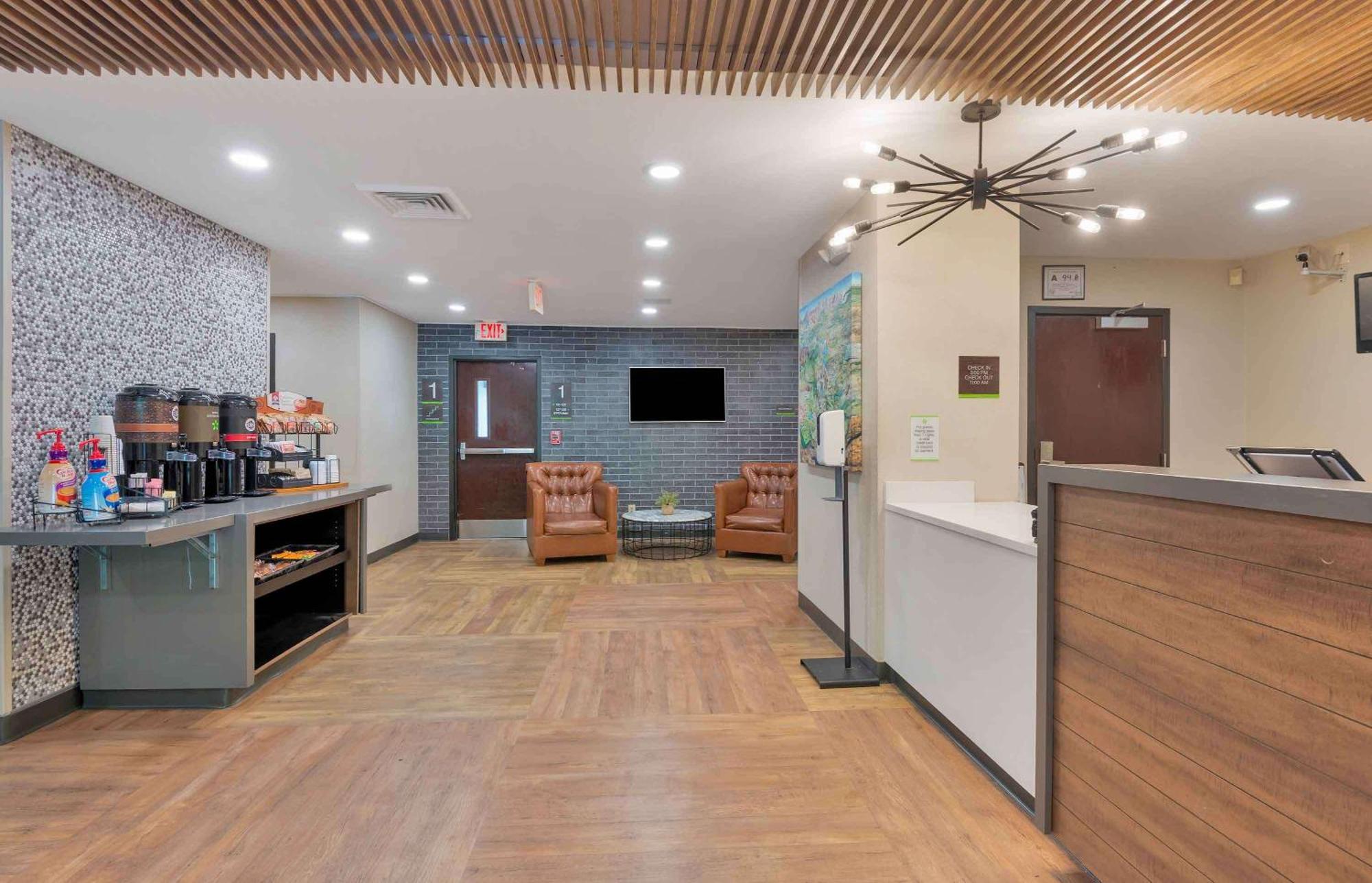 Extended Stay America Select Suites - Charlotte - Tyvola Rd מראה חיצוני תמונה