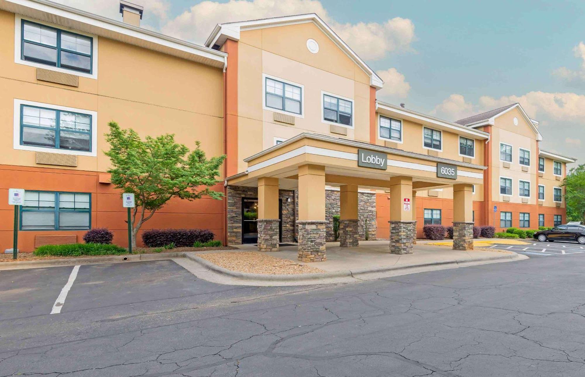 Extended Stay America Select Suites - Charlotte - Tyvola Rd מראה חיצוני תמונה